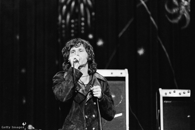 Jim Morrison dermesztő megérzése&nbsp;A The Doors legendás frontembere, Jim Morrison, mindig is vonzódott a misztikus és sötét témákhoz, amelyek dalszövegeiben és nyilatkozataiban is visszaköszöntek