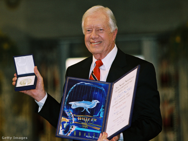 Jimmy Carter 2002-ben vehette át a Nobel-békedíjat