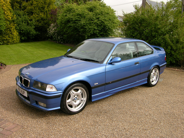               BMW E36 Coupé