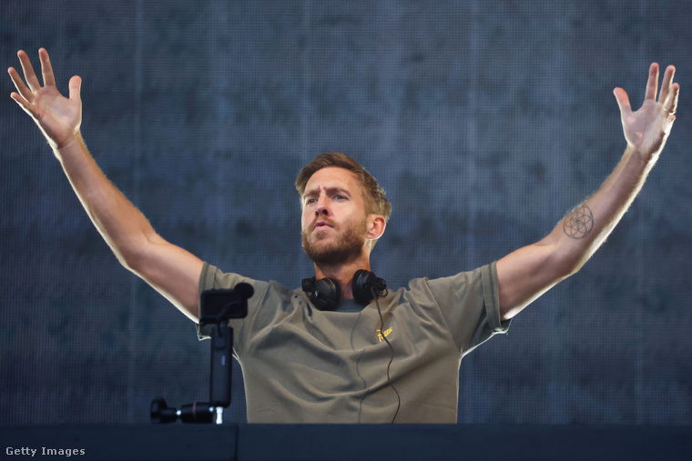 Calvin Harris: „Titokban akarta tartani”&nbsp;A skót DJ és producer, Calvin Harris és Taylor Swift 2016-ban közösen dolgoztak a „This is What You Came For” című dalon, amelyben Rihanna énekelte a fő vokált