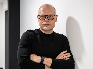 Az Árulók szenior kreatív producere titkokat árult el: „Elvesszük a telefonjaikat, és őrizzük őket éjt nappallá téve”