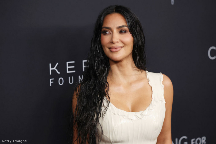 Kim Kardashian a börtönreformért harcol&nbsp;Kim Kardashian az amerikai büntető igazságszolgáltatás reformjáért küzd, és számos esetben kiállt olyan fogvatartottak mellett, akik méltánytalanul hosszú büntetést kaptak