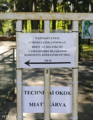 A Debreceni Állat- és Növénykert bejárata