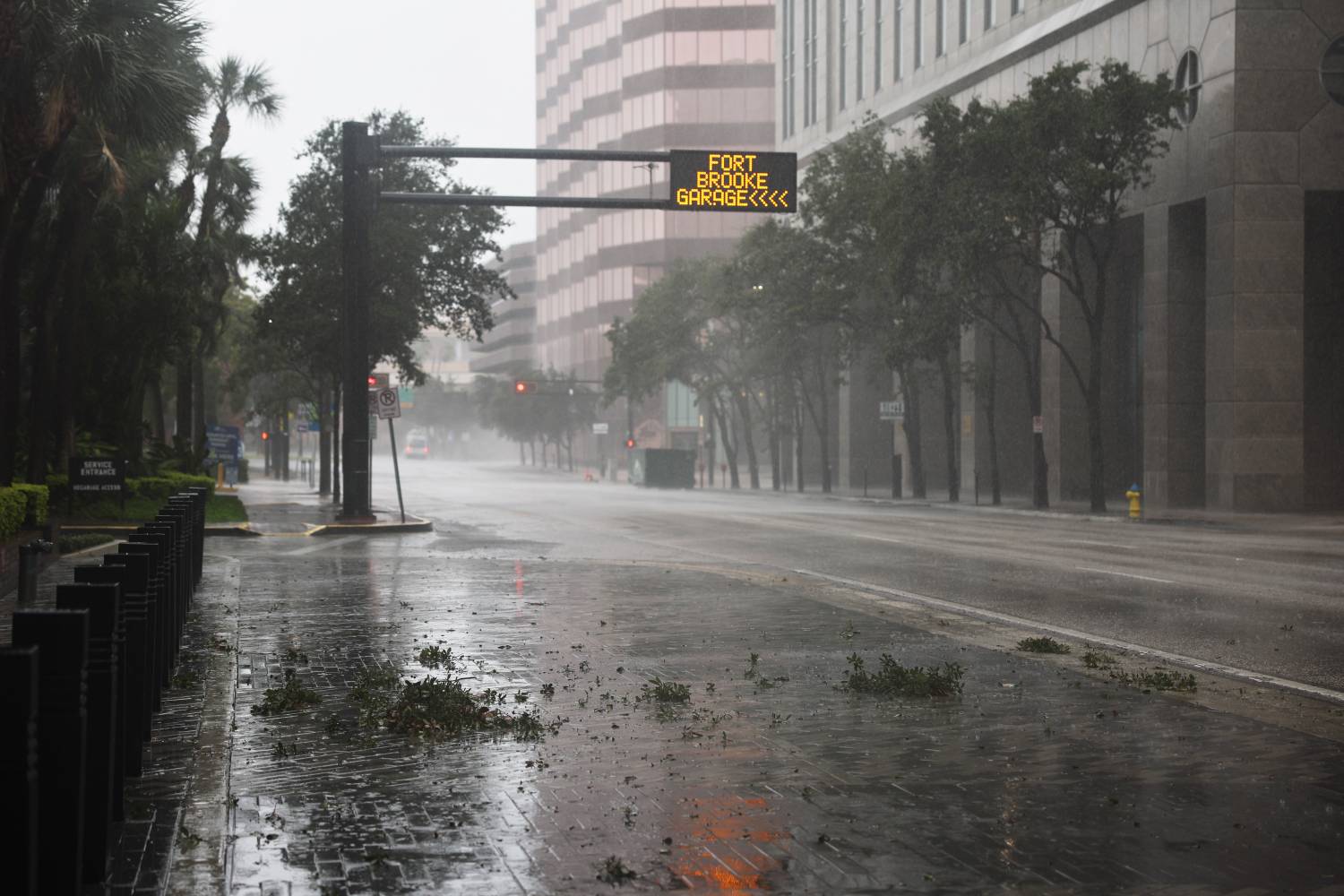 Tampa a Milton megérkezése előtti órákban.