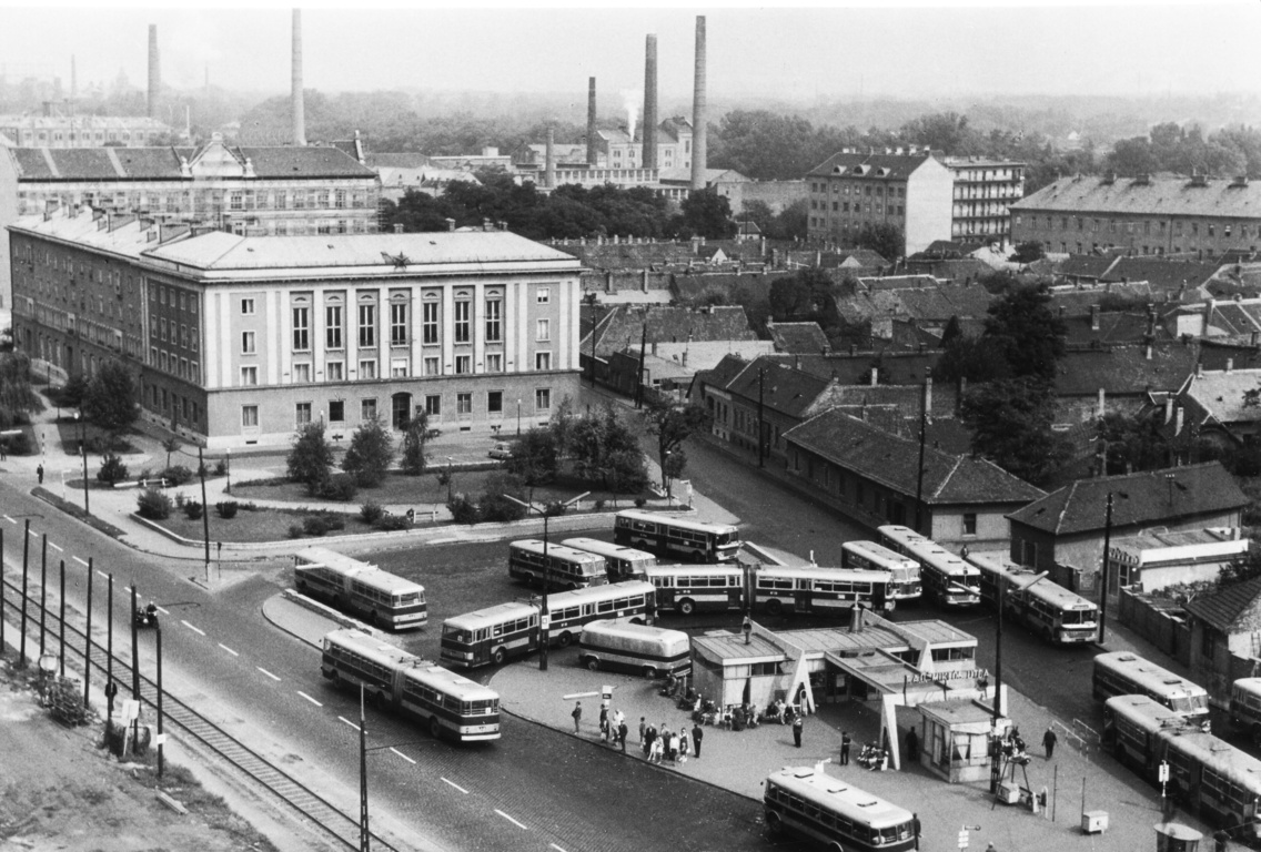 A Flórián téri autóbusz-pályaudvar (1970)