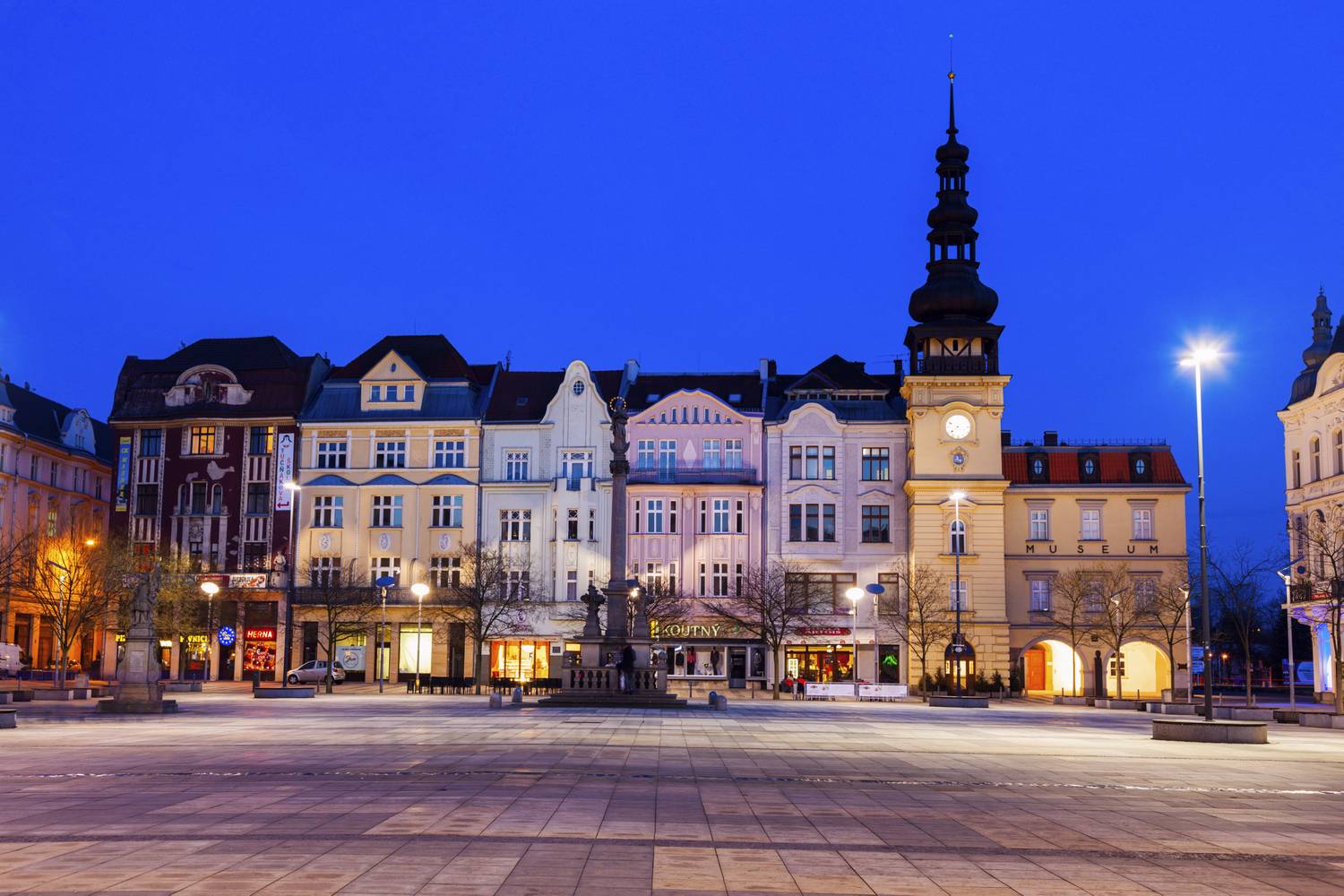 Ostrava hangulatos város, pezsgő kulturális élettel és gazdag történelmi örökséggel.