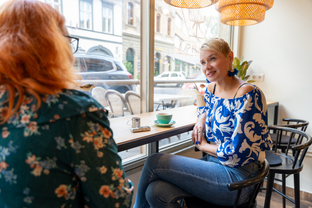 Több regényt is megidéz kötetében Finy Petra