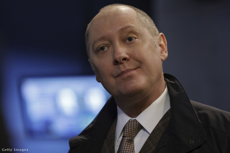 James Spader jó pár éve a reneszánszát éli, hiszen a Netflix Feketelista című sorozatában már nyolcadik évada rajonganak érte