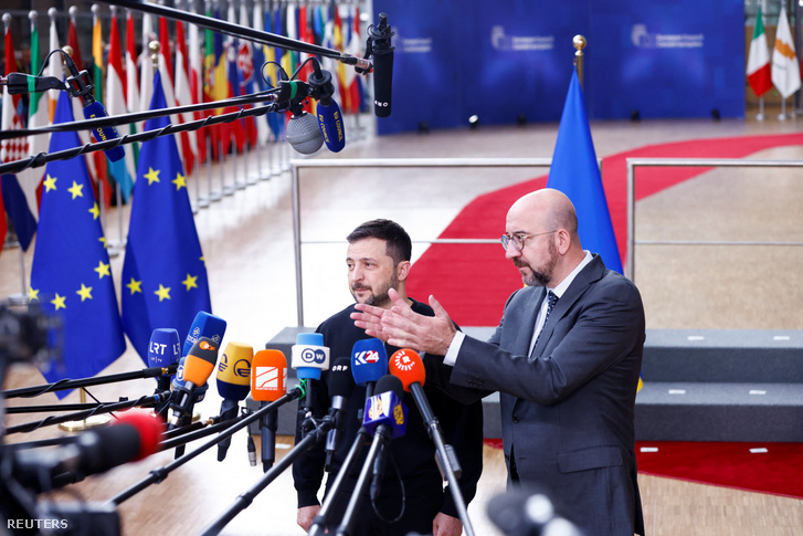 Volodimir Zelenszkij ukrán elnök és Charles Michel 2024. október 17-én