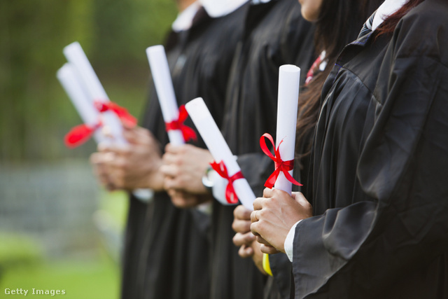 A külföldi diplomának sokan nagyobb presztízst tulajdonítanak