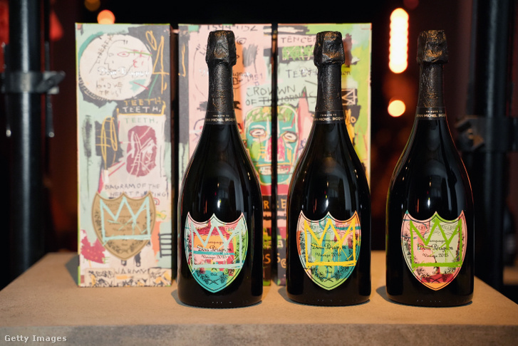 A Dom Pérignon a neoexpresszionista festő, Jean-Michel Basquiat 1983-as In Italian című művét használta fel háromféle, limitált kiadású pezsgőcímkéjén és -dobozán