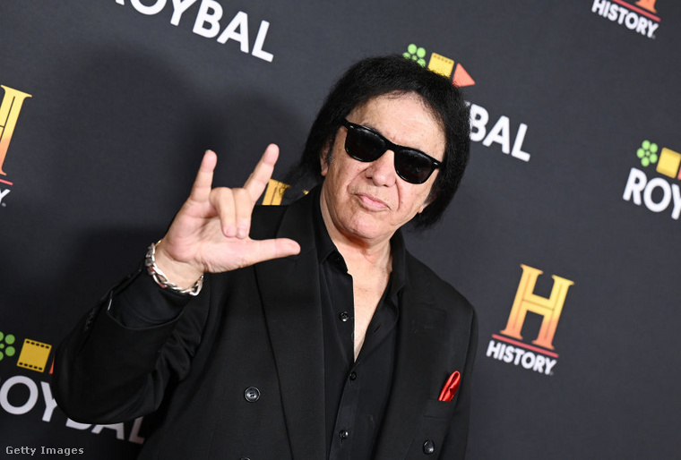 Gene Simmons&nbsp;Gene Simmons híres arról, hogy szereti, ha a figyelem kizárólag rá irányul