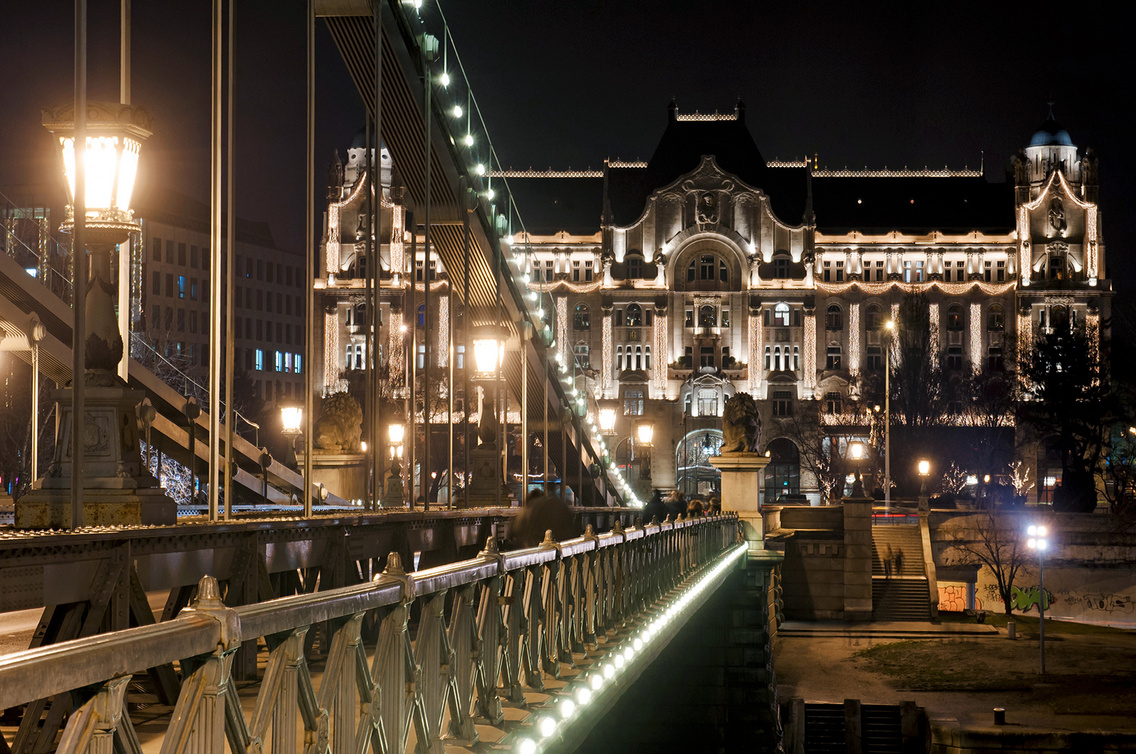 four-seasons-hotel-gresham-palace bodis-krisztian 20140105.png