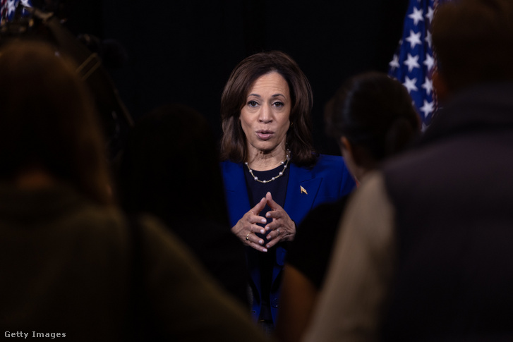 Kamala Harris 2024. október 31-én Madisonban, Wisconsin államban