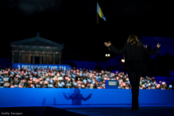 Kamala Harris Philadelphiában 2024. november 5-én