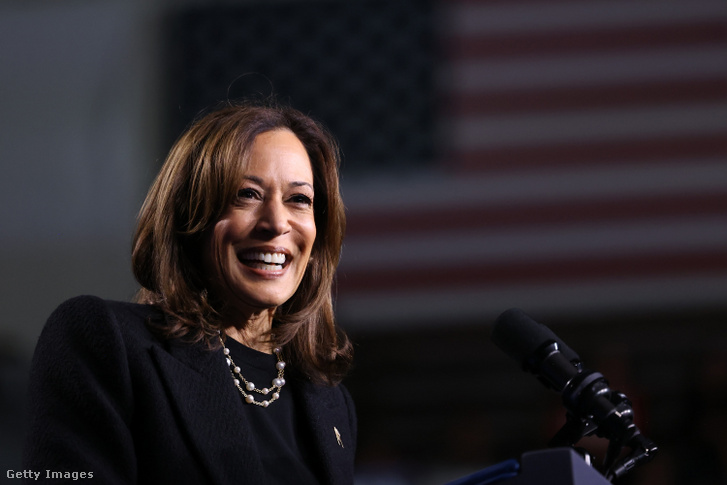 Kamala Harris demokrata elnökjelölt 2024. november 4-én Allentownban, Pennsylvania államban