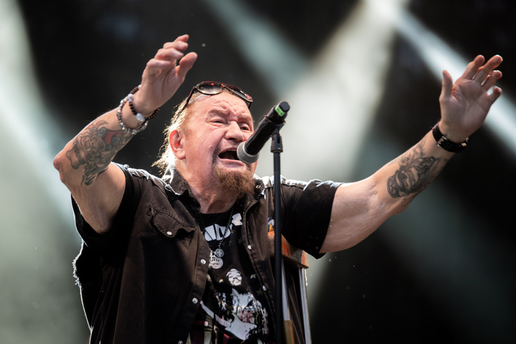 A magyar blues királyának élete képekben