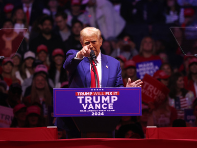 Íme Donald Trump feketelistája: ezeken az ellenségein állhat bosszút