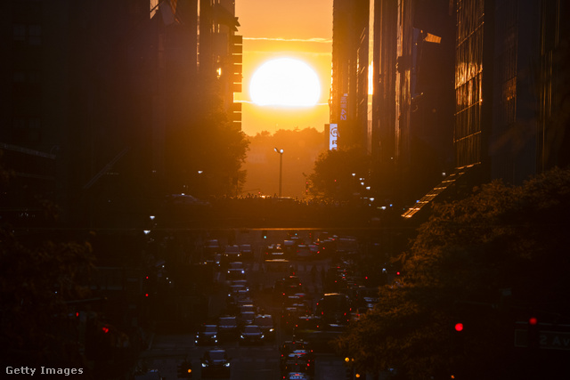 A kutatáshoz a Manhattanhenge néven ismert jelenség adta az ötletet