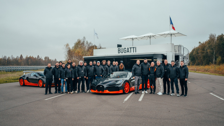 6 BUGATTI W16 Mistral World Record