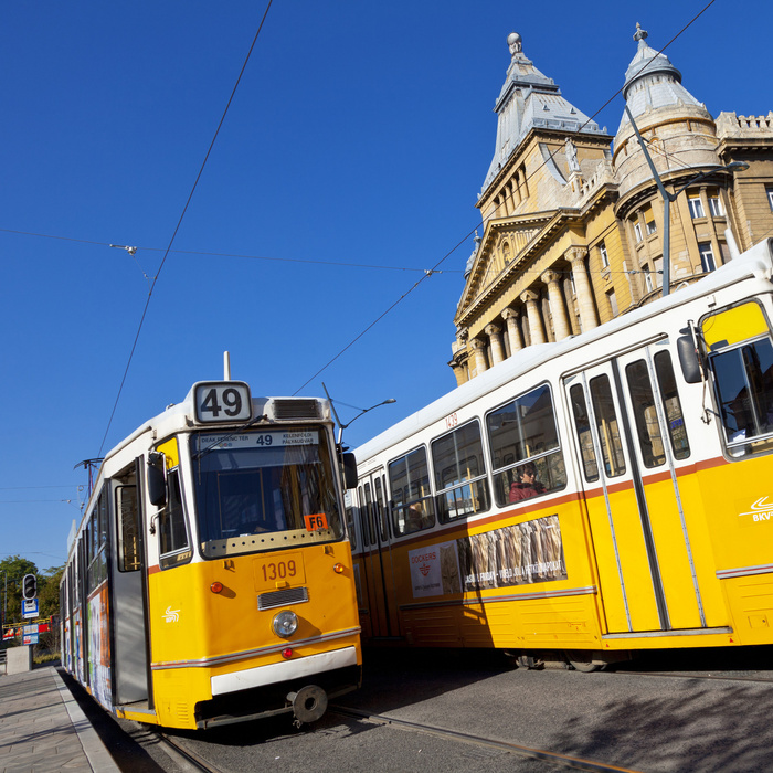 Életnagyságú LEGO-villamos közlekedik Budapesten