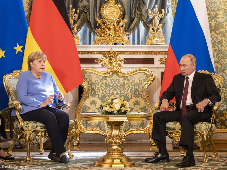 Angela Merkel és Vladimir Putin 2021. augusztus 20-án