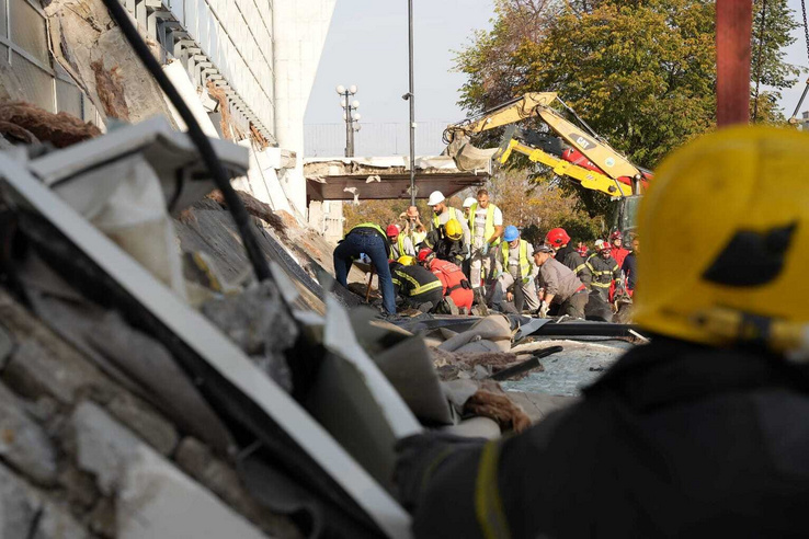 Kiderült, miért omlott le a&nbsp;tragédiát okozó előtető az&nbsp;újvidéki állomáson