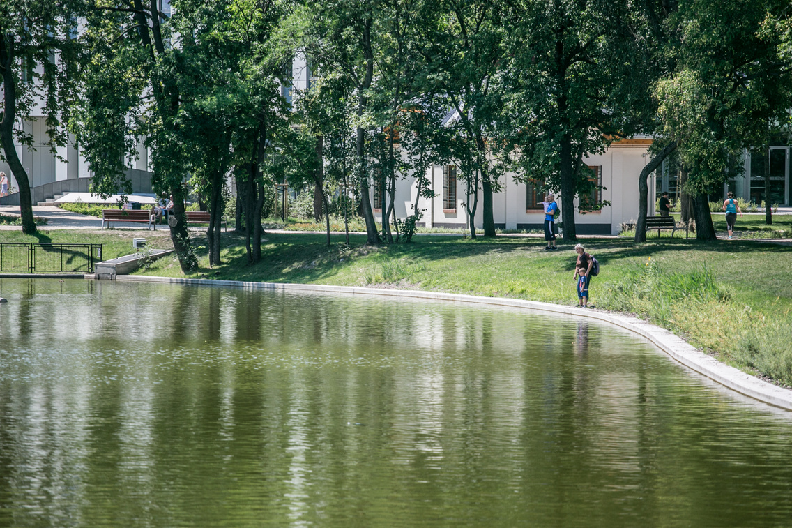 A megújult Orczy-park sportolási lehetőségekkel, játszótérrel, egyetemmel