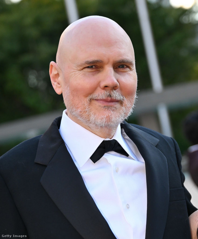 Billy Corgan&nbsp;A Smashing Pumpkins frontembere, Billy Corgan nemcsak zenei tehetségével, hanem problémás viselkedésével is hírnevet szerzett