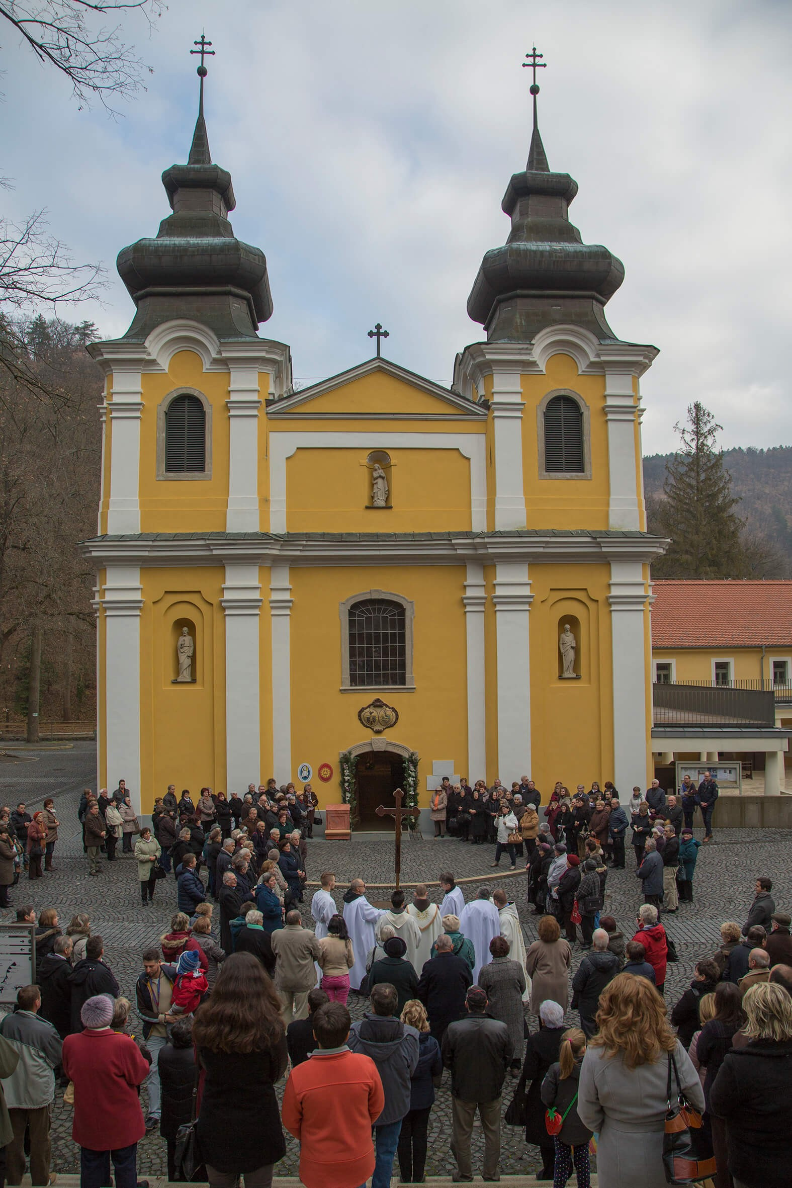 matraverebely-szentkut-templom