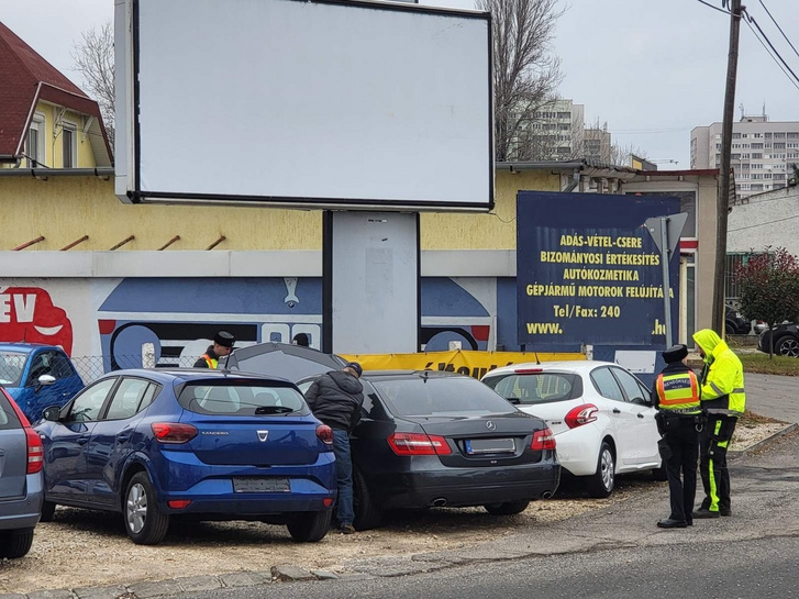 Elég nagy a valószínűsége, hogy ezt az autót most látták utoljára a tulajdonosai. Mármint a "jogtalanok".