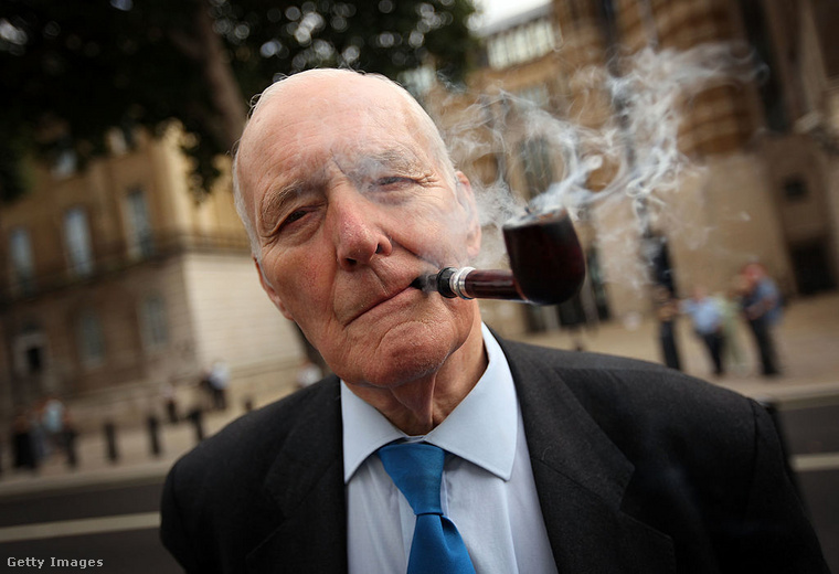 Tony Benn: a politikus, aki lemondott a nemesi címéről&nbsp;A brit baloldal legendás alakja, évtizedeken át szolgálta a politikát, miközben nyíltan bírálta a monarchiát