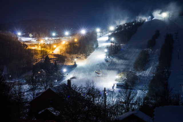 Idén először december 27-én lesz majd esti síelés