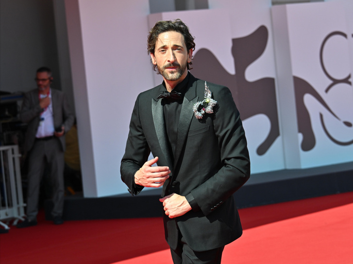 Adrien Brody 2024. szeptember 1-jén Velence, Olaszországban