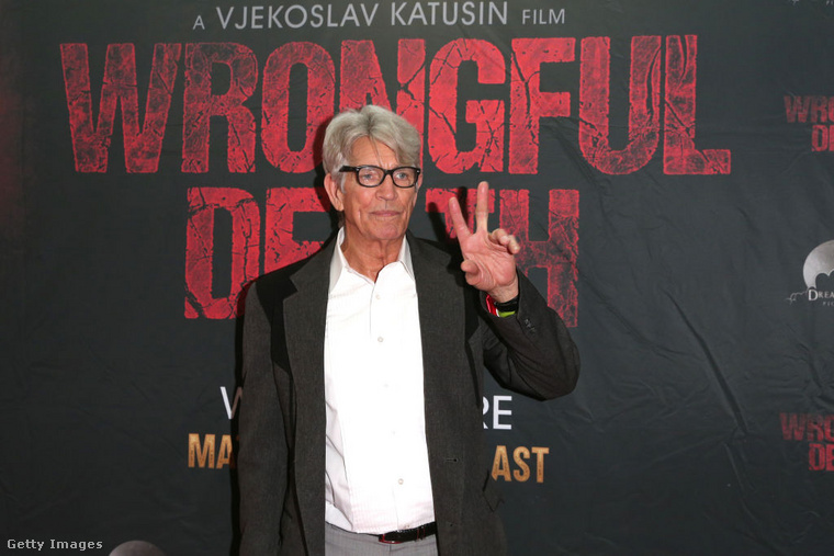 Eric Roberts (422 film)&nbsp;Eric Roberts lenyűgöző karrierje alatt 422 filmben szerepelt, ezzel a legtöbbet foglalkoztatott színészek közé került