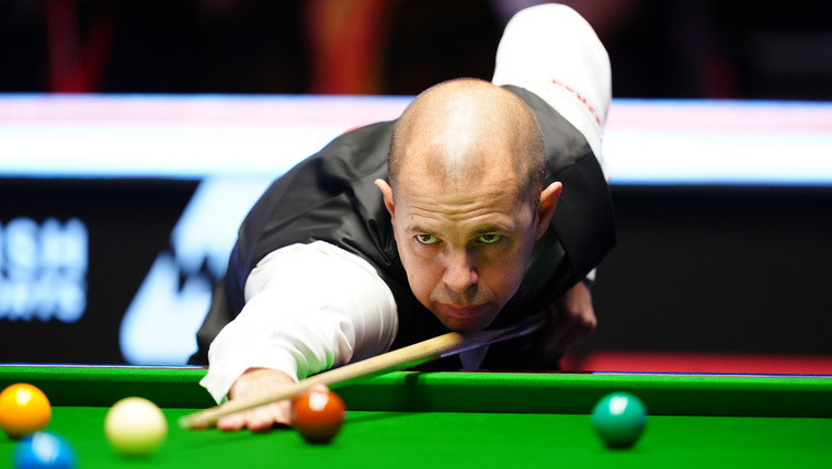 Barry Hawkins novemberben a UK Championshipen