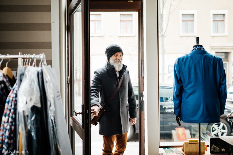 Köszönés nélkül ne lépjen be egy boltba&nbsp;Az olaszok számára alapvető udvariasság köszönni, ha belépnek egy üzletbe, étterembe vagy kávézóba