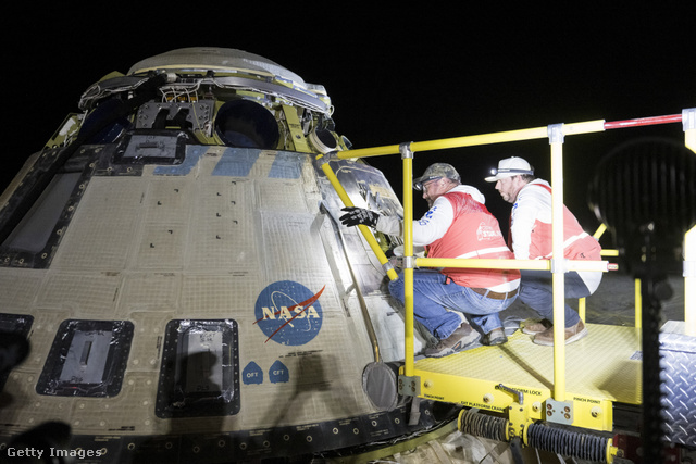 Nem a Starliner hozza majd vissza az űrhajósokat, akik üzenetük szerint meglepően jól viselik az kényszertartózkodást