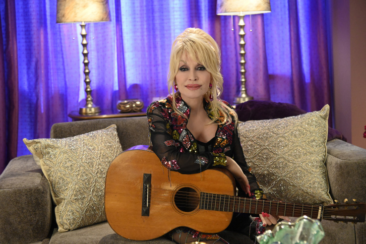 Meghalt Dolly Parton