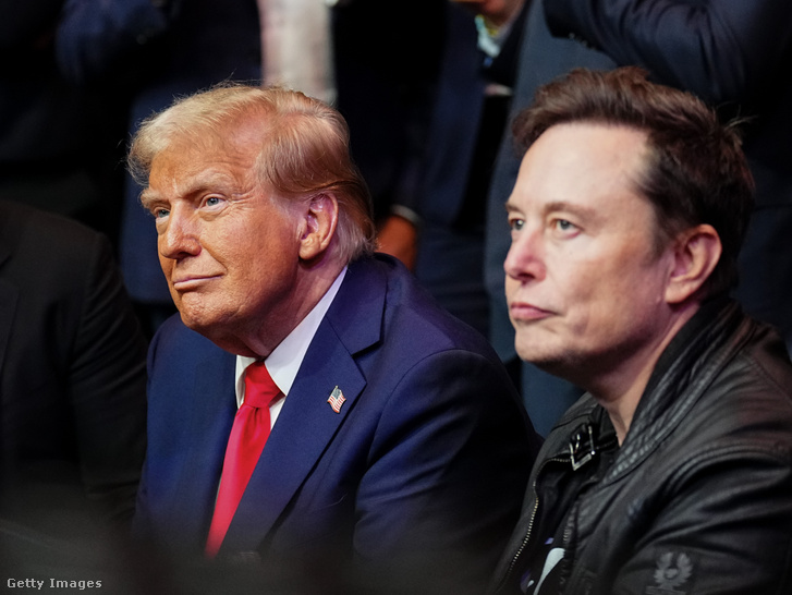 Donald Trump és Elon Musk 2024. november 16-án