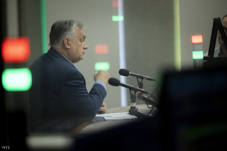 Orbán Viktor miniszterelnök interjút ad a Jó reggelt Magyarország! című műsorban a Kossuth rádió óbudai stúdiójában 2025. január 24-én