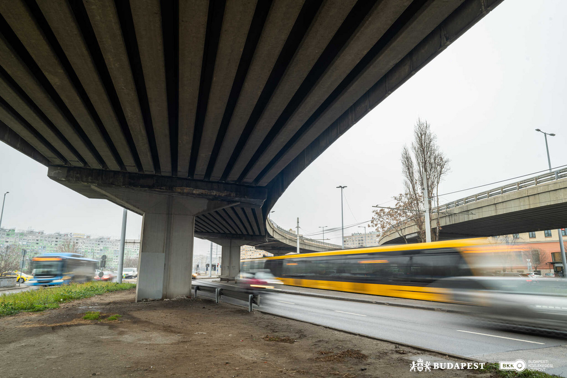 Flórián téri felüljárók fotó BKK