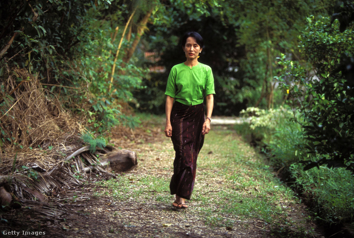 Aung Szan Szú Kji Mianmarban 1995 szeptemberében