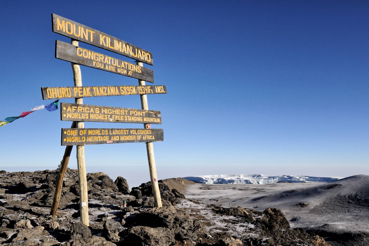 A teherhordók nélkül egyetlen turista sem jutna fel a hegycsúcsra.
