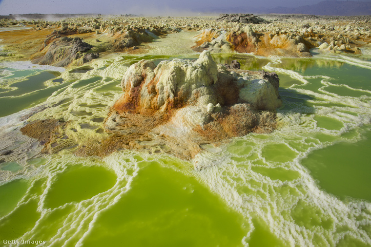 A Föld legpokolibb vidéke: Dallol, Etiópia&nbsp;Dallol egy olyan hely a Danakil-mélyföldön, amely annyira extrém, hogy inkább hasonlít egy idegen bolygóra, mint a Földre