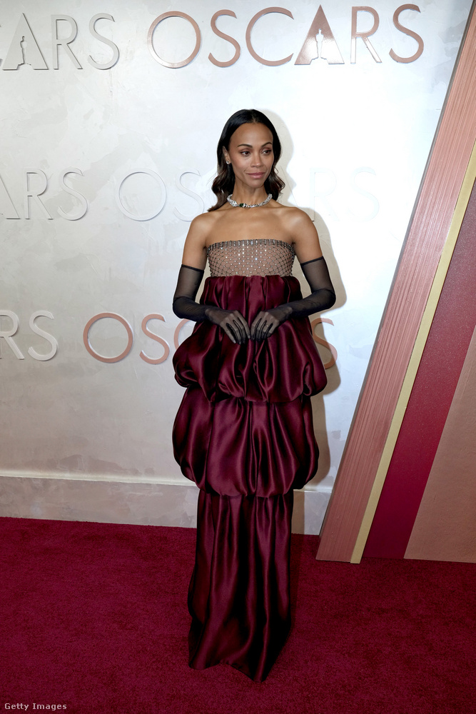 Zoë Saldana.