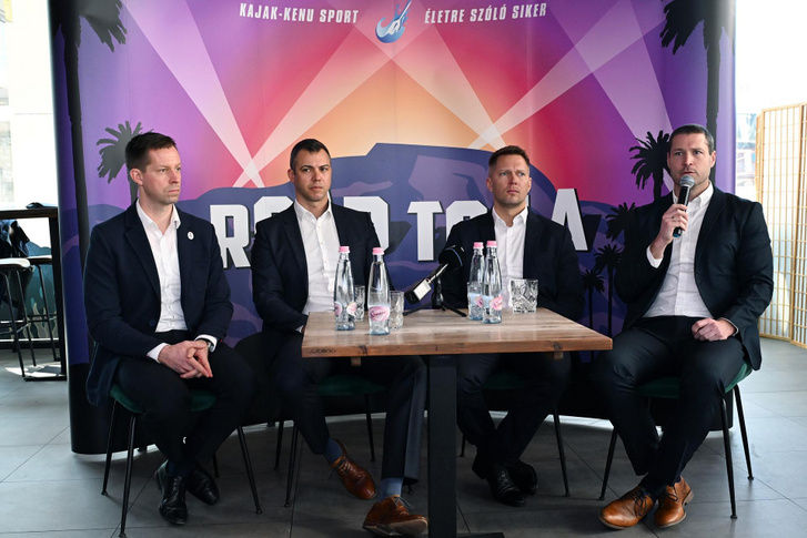 A képen balról: Hajdu Botond, ifj. Foltán László, Tóth Dávid és Hadvina Gergely