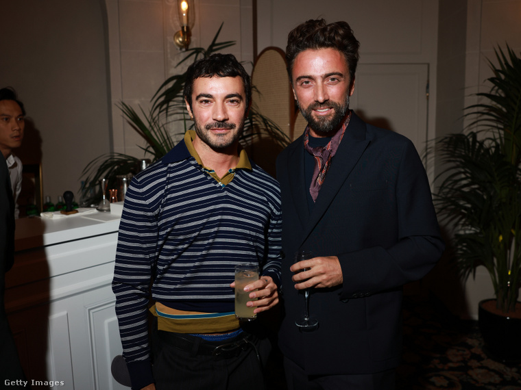 Dario Vital (balra) a Miu Miu egyik rendezvényén. (Fotó: Arnold Jerocki / Getty Images Hungary)