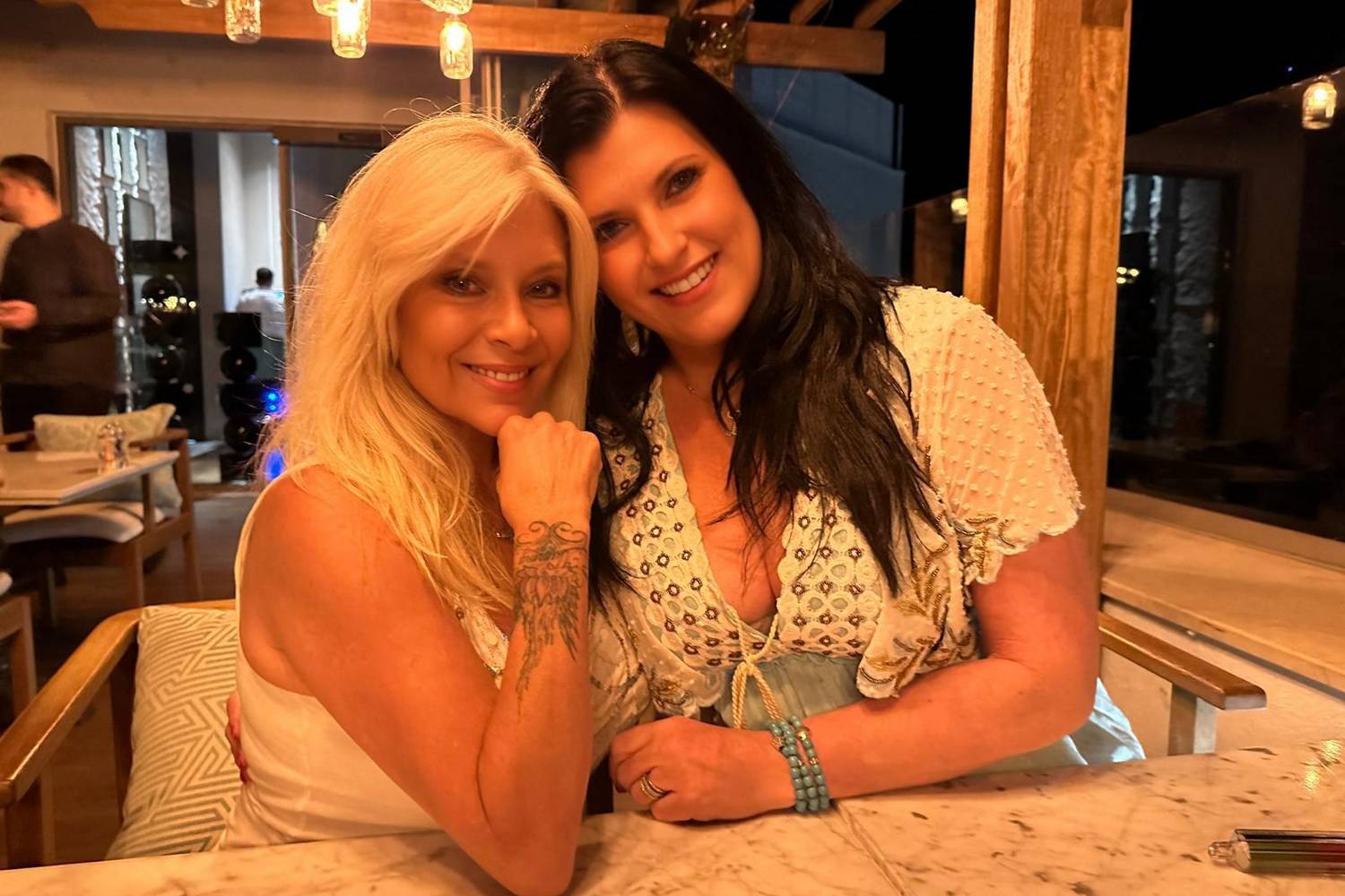 Samantha Fox és Linda Olsen 2016 óta alkotnak egy párt.