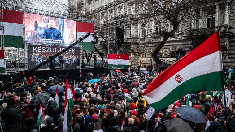 Magyar Péter csapdát állított magának, Orbán Viktor pedig most kér egy kávét